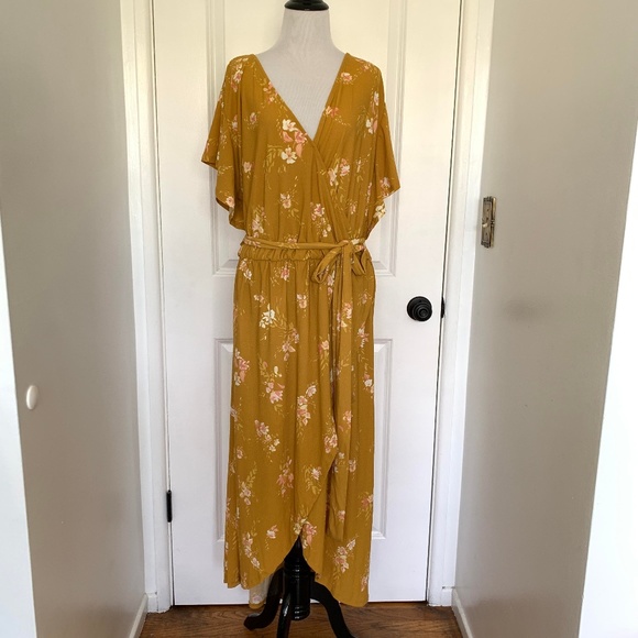 Modcloth Dresses & Skirts - Maxi Wrap Dress